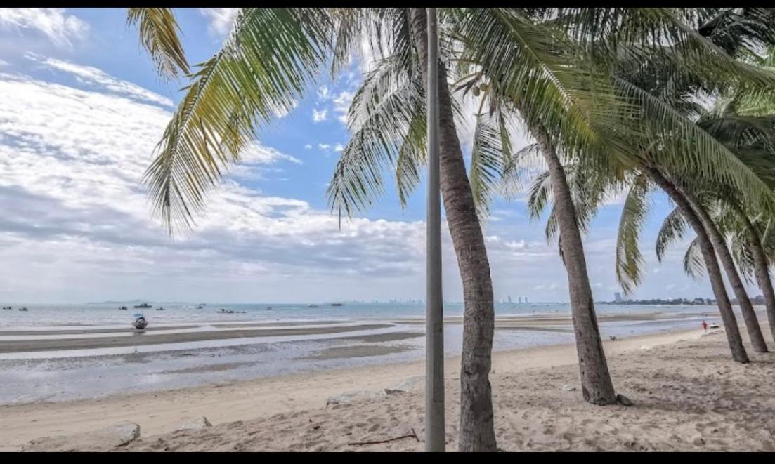 Bangsaray Beach Resort Bang Sare Exterior foto